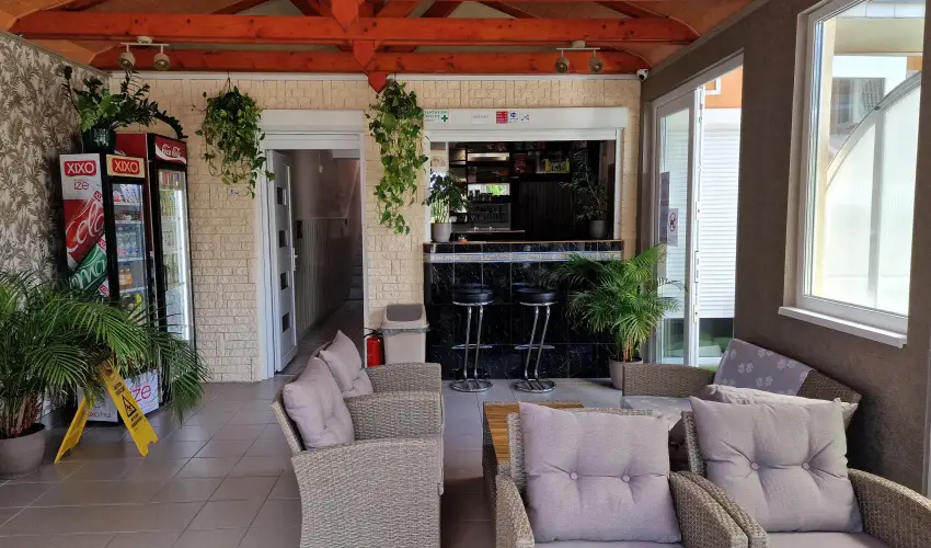 Napsug�r Apartmanh�z Si�fok - M�jus 1. (min. 2 �j)