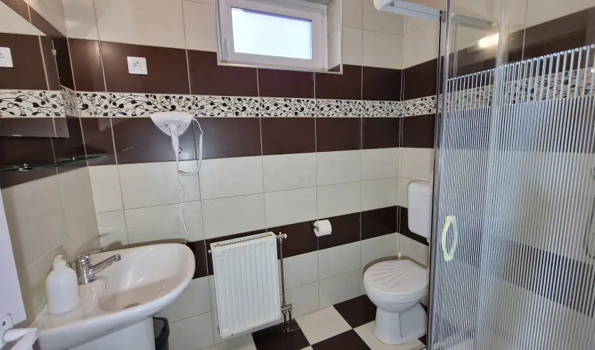 Napsug�r Apartmanh�z Si�fok - M�jus 1. (min. 2 �j)