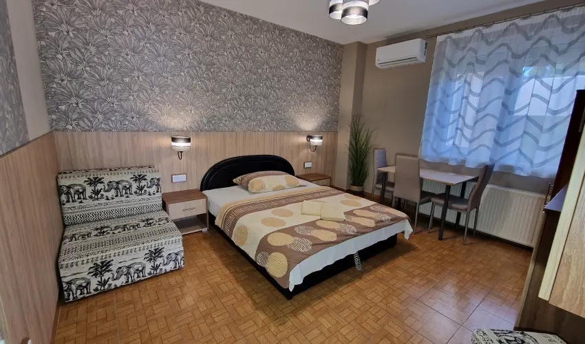 Napsug�r Apartmanh�z Si�fok - M�jus 1. (min. 2 �j)