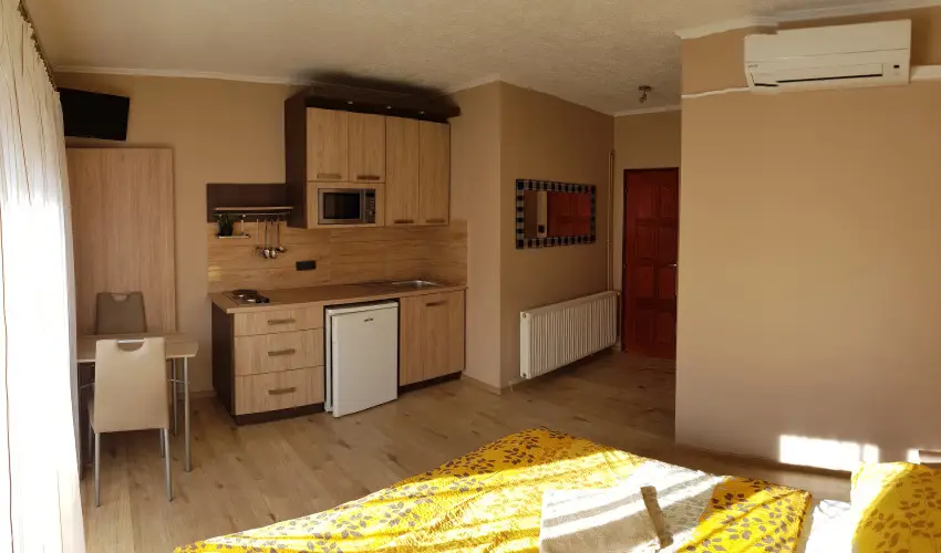 Napsug�r Apartmanh�z Si�fok - M�jus 1. (min. 2 �j)