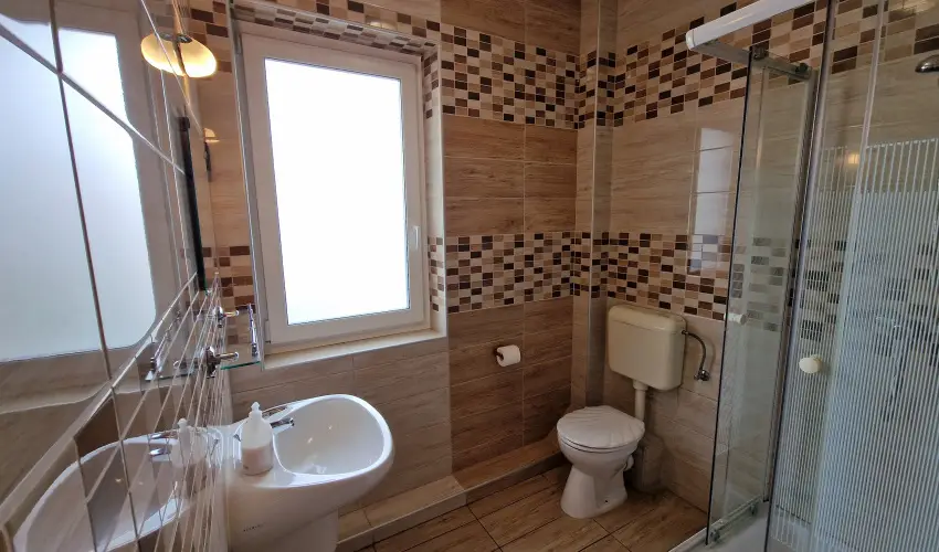 Napsug�r Apartmanh�z Si�fok - M�jus 1. (min. 2 �j)