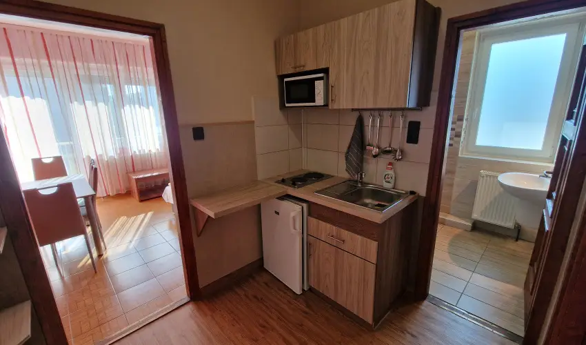 Napsug�r Apartmanh�z Si�fok - M�jus 1. (min. 2 �j)