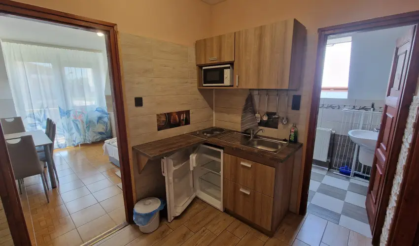 Napsug�r Apartmanh�z Si�fok - M�jus 1. (min. 2 �j)