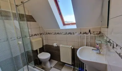 Napsug�r Apartmanh�z Si�fok