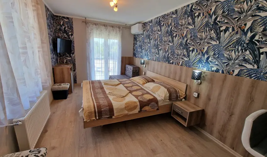 Napsug�r Resort Si�fok - Majus 1. (min. 2 �j)