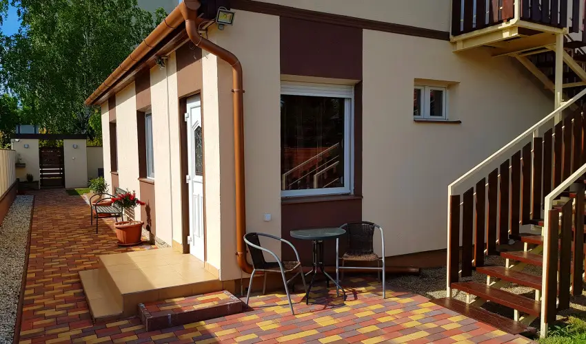 Napsug�r Villa A Si�fok - M�jus 1. (min. 2 �j)