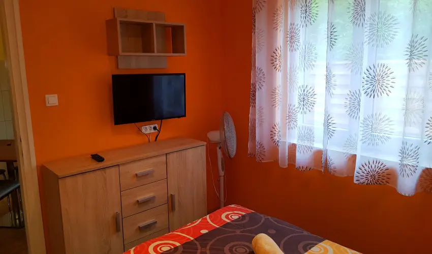 Napsug�r Villa A Si�fok - M�jus 1. (min. 2 �j)