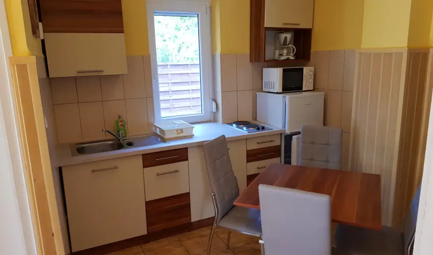 Napsug�r Villa A Si�fok - M�jus 1. (min. 2 �j)