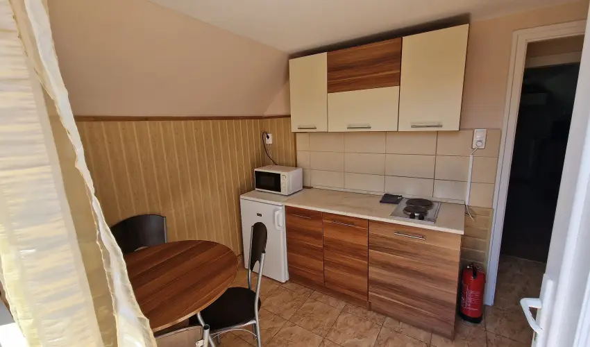 Napsug�r Villa A Si�fok - M�jus 1. (min. 2 �j)