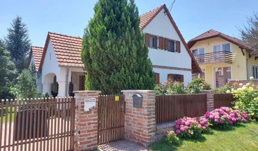 Ngy vszak Apartmanhz Zalakaros Zalakaros - Mjus 1. 