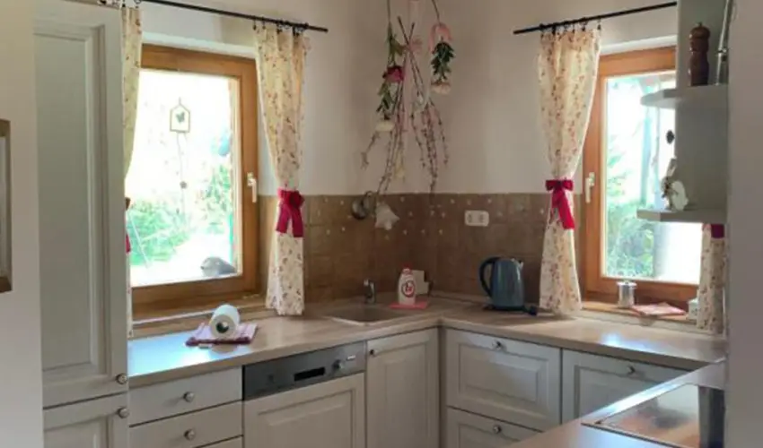 Ngy vszak Apartmanhz Zalakaros Zalakaros - Mjus 1. 