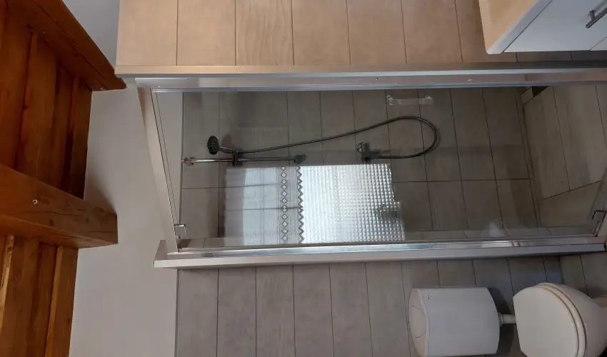 Ngy vszak Apartmanhz Zalakaros Zalakaros - Mjus 1. 