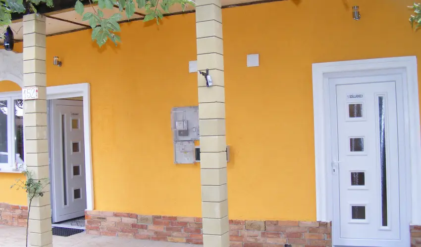 Ngy Glya Apartman Sarud - Mjus 1. (min. 2 j)