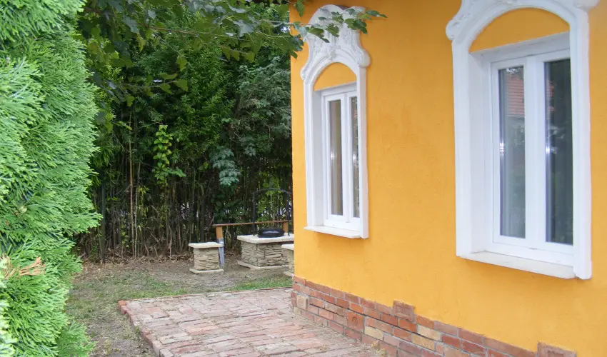 Ngy Glya Apartman Sarud - Mjus 1. (min. 2 j)