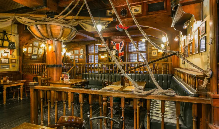 Nelson Hotel Hajd�szoboszl� - M�jus 1.