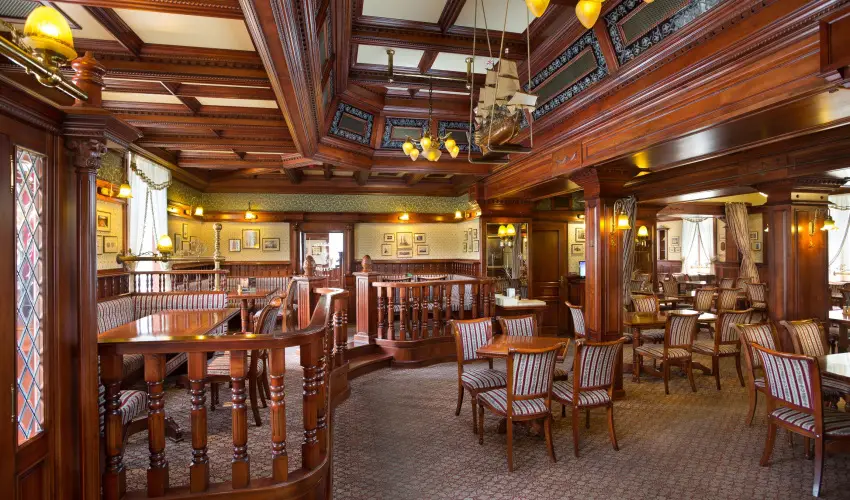 Nelson Hotel Hajd�szoboszl� - M�jus 1.