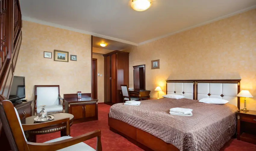 Nelson Hotel Hajd�szoboszl� - M�jus 1.
