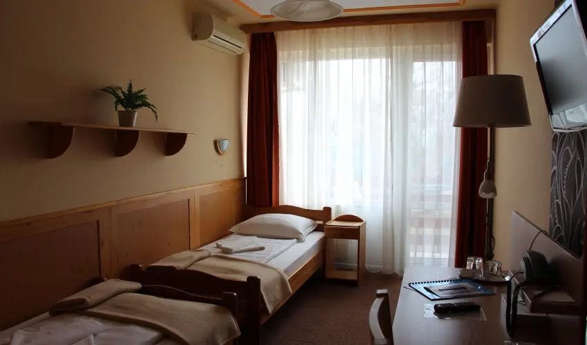 Nereus Park Hotel Balatonalmdi - Mjus 1. 