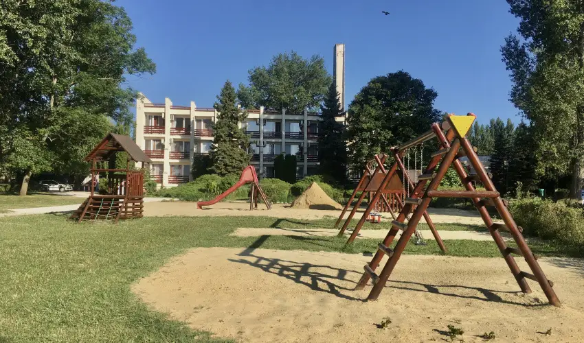 Nereus Park Hotel Balatonalmdi - Mjus 1. 