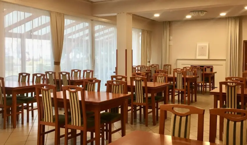 Nereus Park Hotel Balatonalmdi - Mjus 1. 