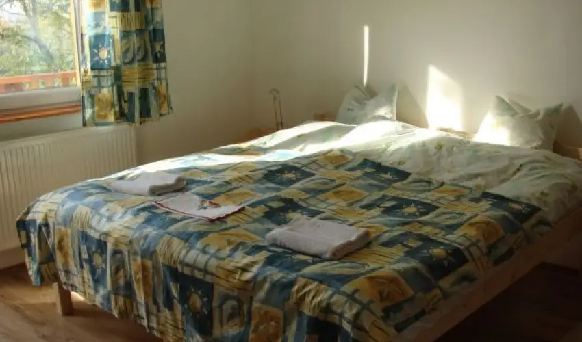 Nyugi Tanya Magyarts - Mjus 1. (min. 3 j)