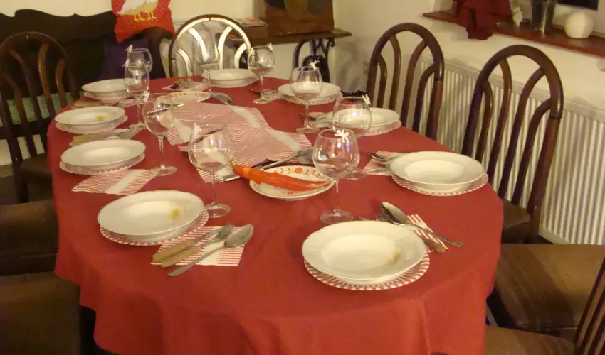 Nyugi Tanya Magyarts - Mjus 1. (min. 3 j)