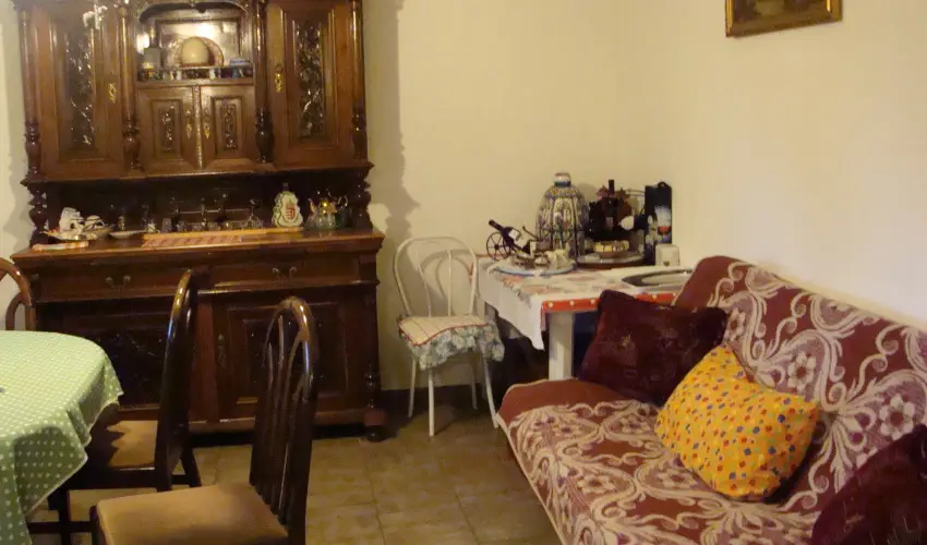 Nyugi Tanya Magyarts - Mjus 1. (min. 3 j)