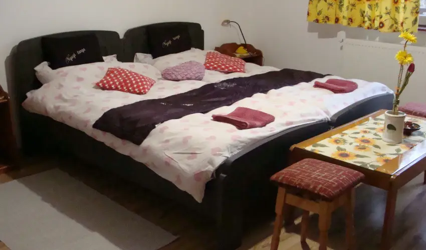 Nyugi Tanya Magyarts - Mjus 1. (min. 3 j)