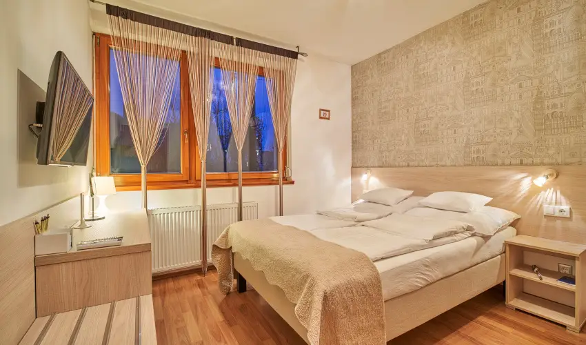 O�zis Apartmanok M�rahalom M�rahalom - M�jus 1.