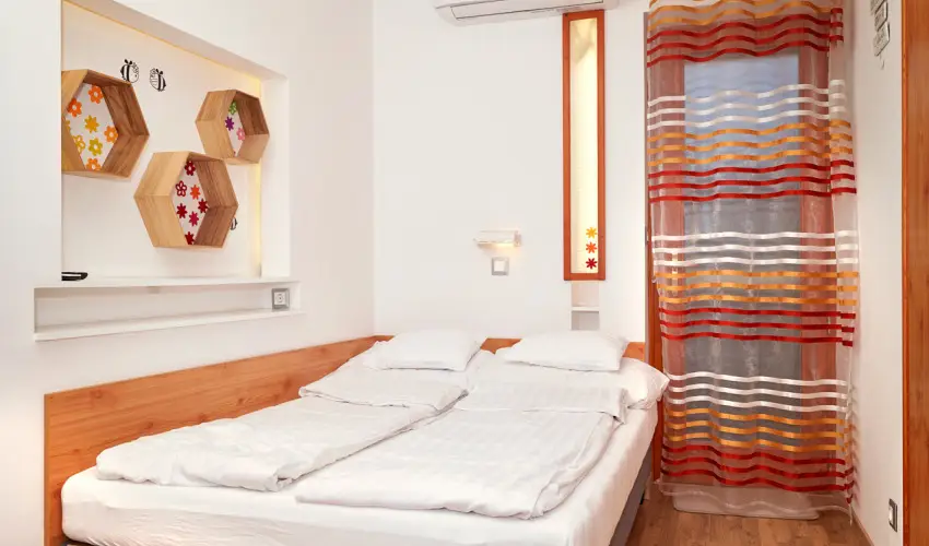 O�zis Apartmanok M�rahalom M�rahalom - M�jus 1.
