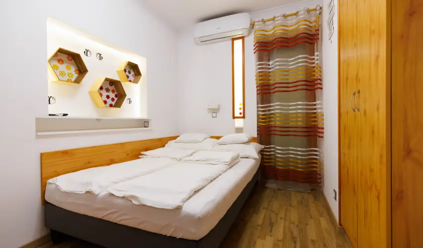 O�zis Apartmanok M�rahalom M�rahalom - M�jus 1.