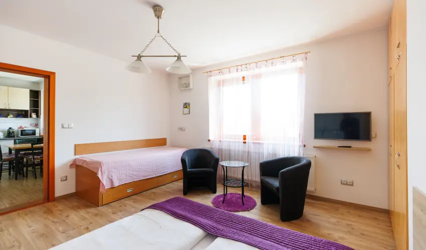 O�zis Apartmanok M�rahalom M�rahalom - M�jus 1.