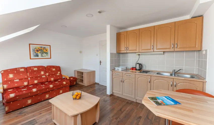 Ozis Hotel  Nagykanizsa - Mjus 1. (min. 2 j)