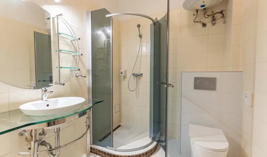 Ozis Hotel  Nagykanizsa - Mjus 1. (min. 2 j)