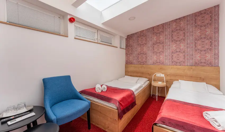 Ozis Hotel  Nagykanizsa - Mjus 1. (min. 2 j)