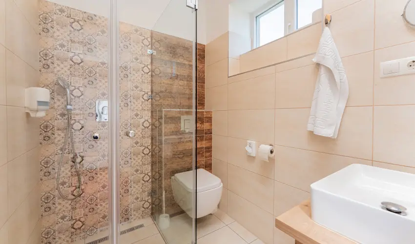 Ozis Hotel  Nagykanizsa - Mjus 1. (min. 2 j)