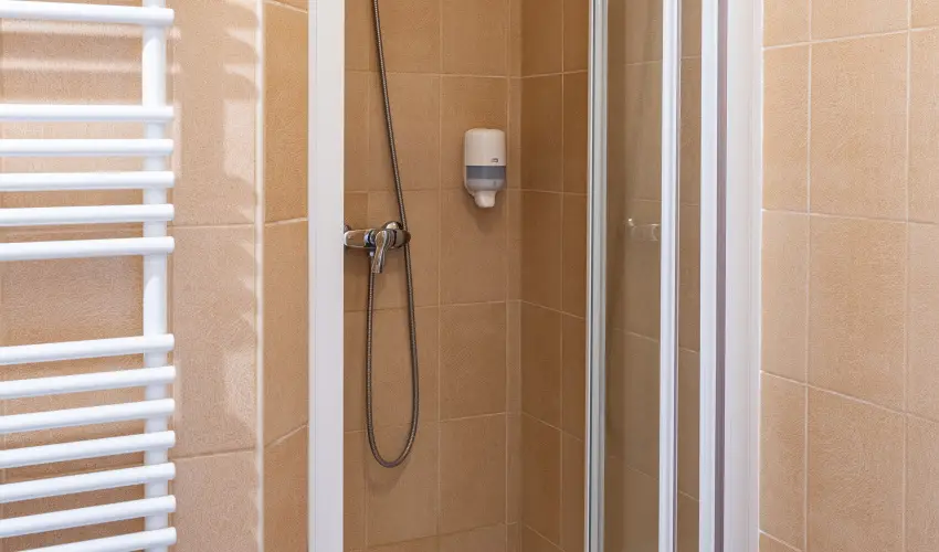 Ozis Hotel  Nagykanizsa - Mjus 1. (min. 2 j)