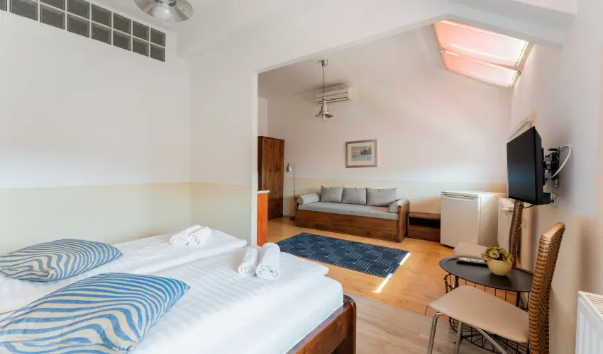 Ozis Hotel  Nagykanizsa - Mjus 1. (min. 2 j)