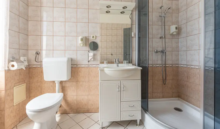 Ozis Hotel  Nagykanizsa - Mjus 1. (min. 2 j)