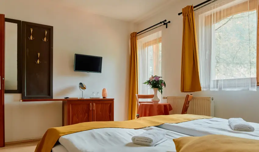 ko-Park Panzi Szarvask - Mjus 1. 