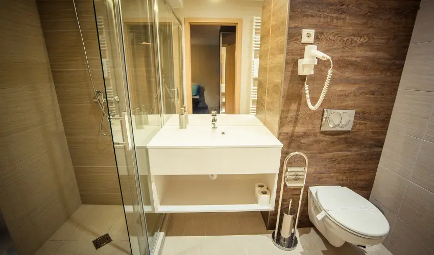 Onyx Luxury Srvr Srvr - Mjus 1. (min. 2 j)