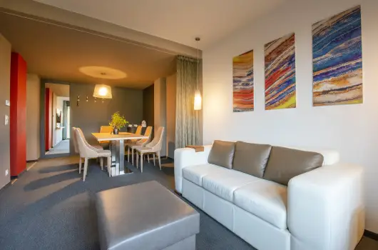 Onyx Luxury Srvr - Mjus 1. (min. 2 j)