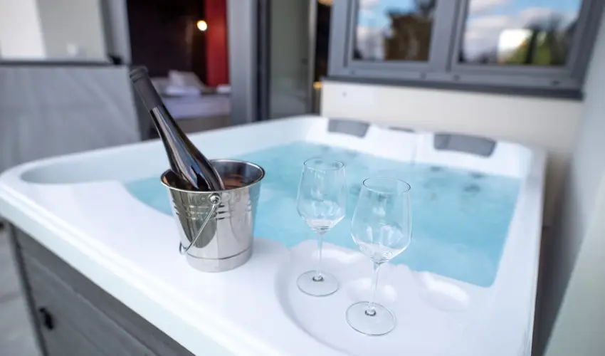 Onyx Luxury Srvr Srvr - Mjus 1. (min. 2 j)