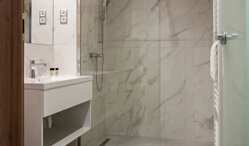 Onyx Luxury Srvr Srvr - Mjus 1. (min. 2 j)