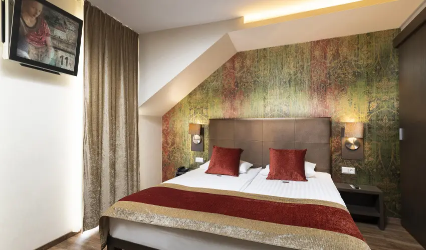 Opera Garden Hotel & Apartments Budapest - Mjus 1. - teljes elrefizetssel (min. 2 j)