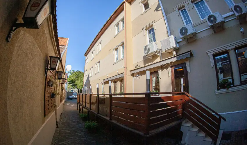 reg Miskolcz Hotel Miskolc - Mjus 1.