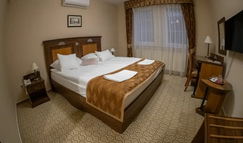 reg Miskolcz Hotel Miskolc - Mjus 1.