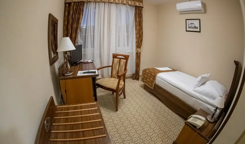 reg Miskolcz Hotel Miskolc - Mjus 1.