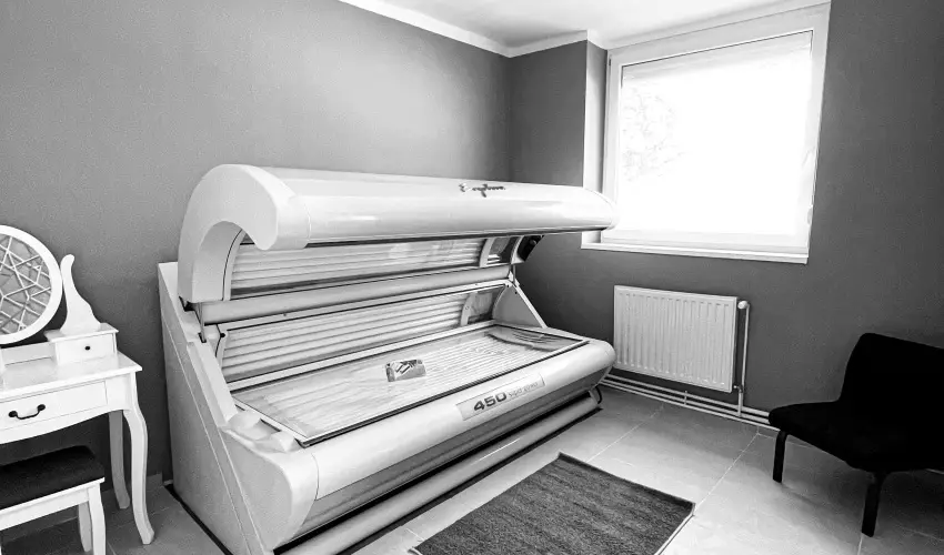 �reg-t� Hotel Tata - M�jus 1. 