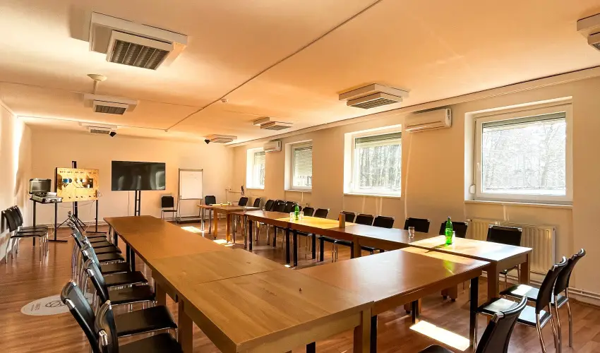 reg-t Hotel Tata - Mjus 1. 